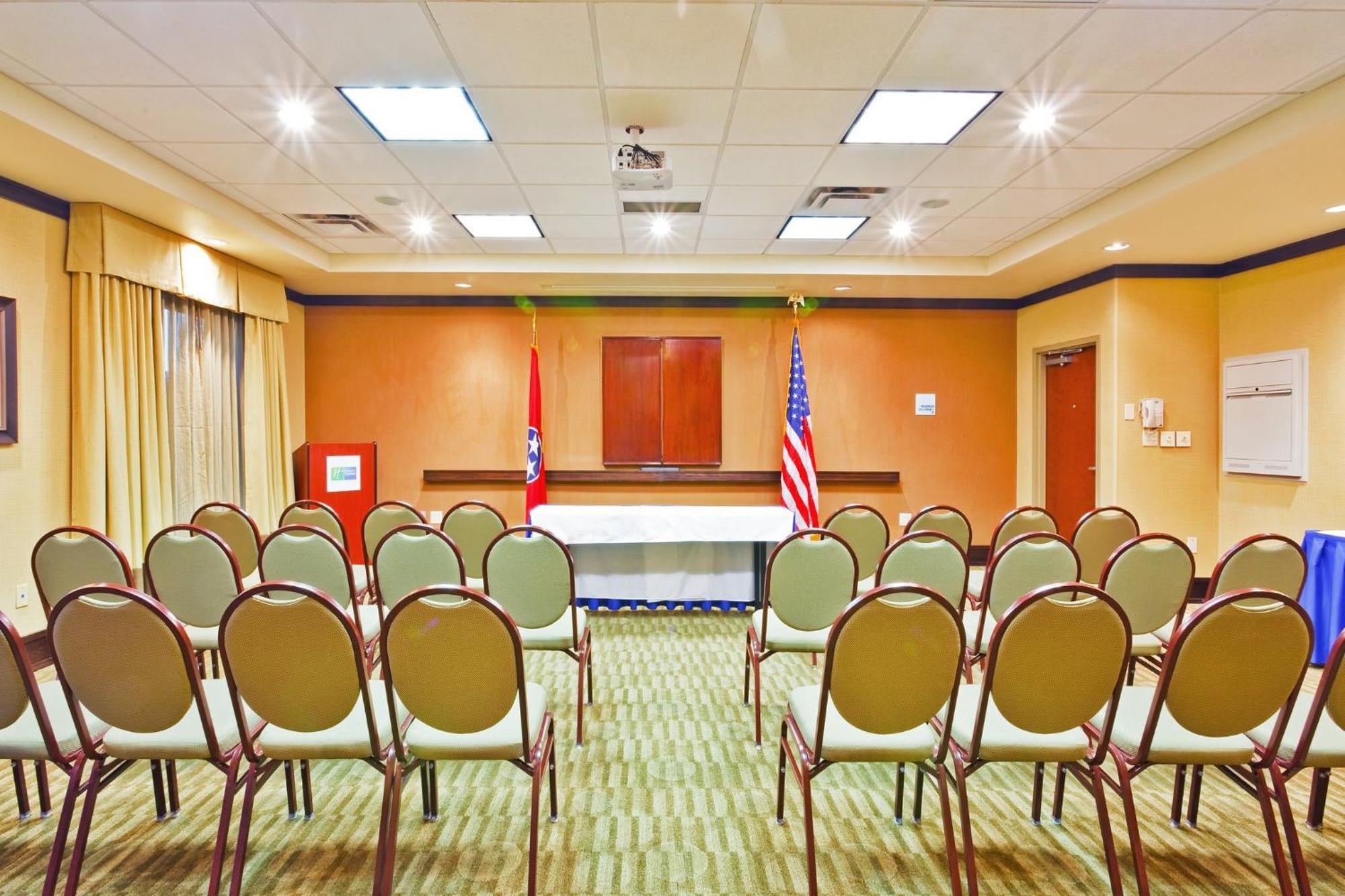 Holiday Inn Express Hotel & Suites Ooltewah Springs - Chattanooga By Ihg Dış mekan fotoğraf